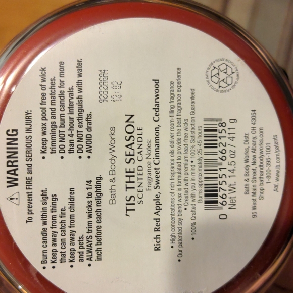 Bath and Body Works Candle - Picture 4 of 4